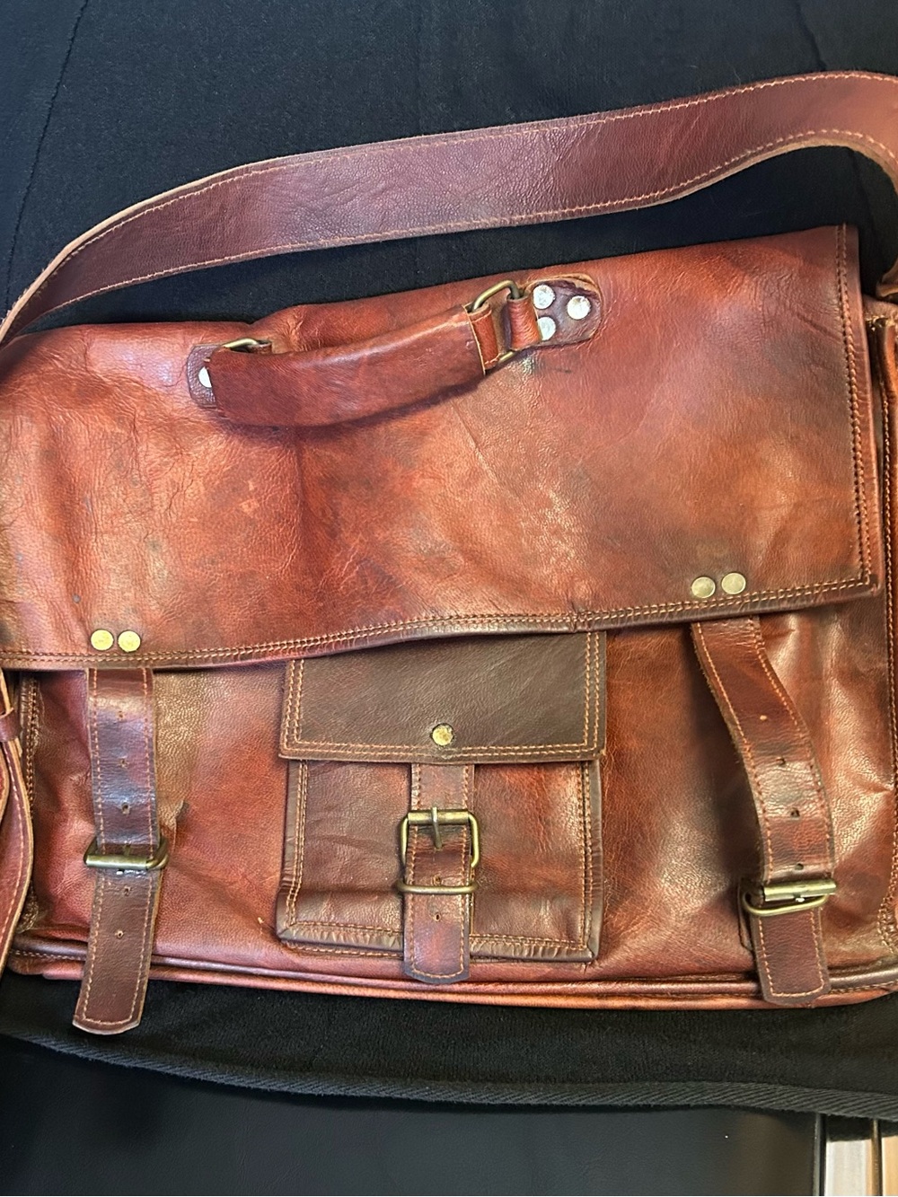 Classic Brown Leather Messenger Bag - Men or ladies